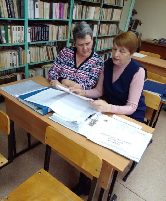 Проверка в Холоднянской школе.